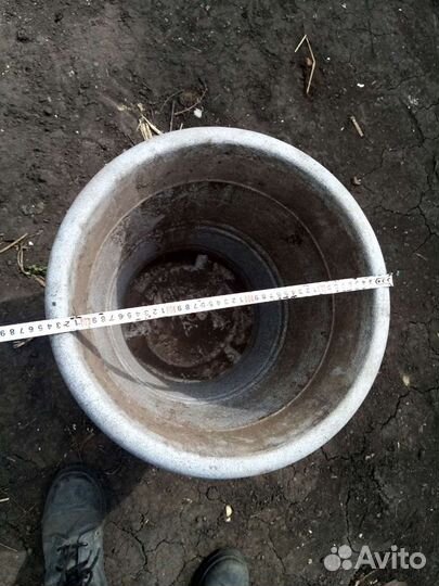 Большой горшок для цветов