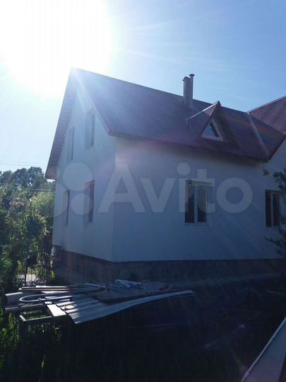 Дом 192 м² на участке 9 сот.