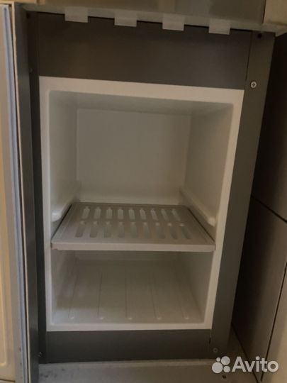 Кулер для воды напольный