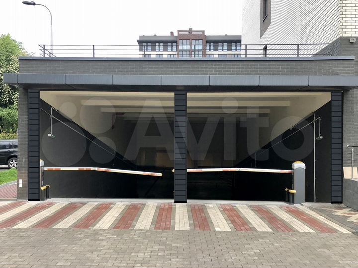 Машиноместо, 14 м²