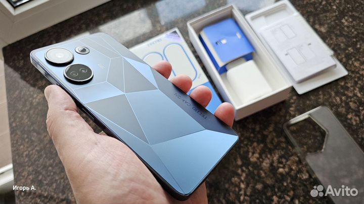 TECNO Camon 20 Pro, 8/256 ГБ