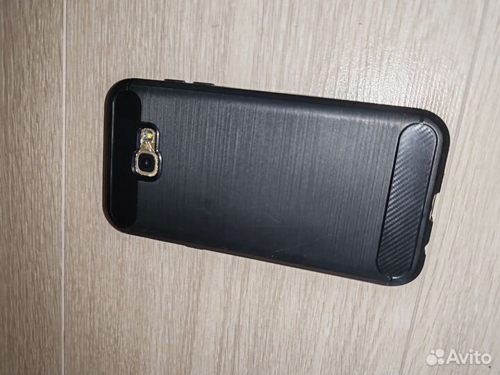 Samsung Galaxy A7 (2017) SM-A720F/DS, 3/32 ГБ