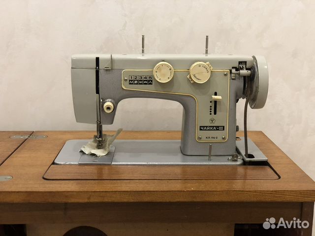 Швейная машинка чайка 3 с тумбой