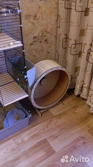 Большая клетка для птиц
