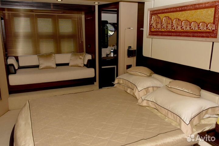 Моторная яхта Azimut 72S