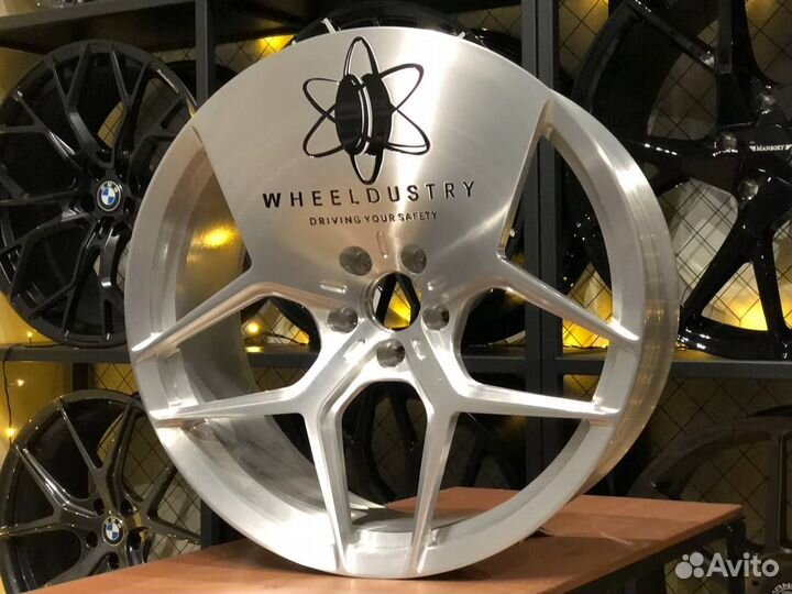 Кованые диски R19 825M Style BMW M4 G82/G83