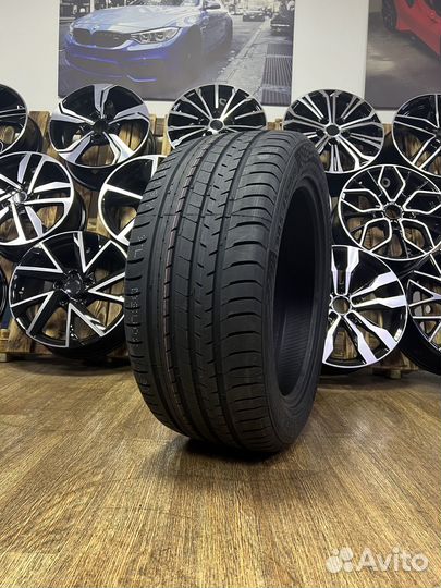 DoubleStar DSU02 275/30 R20 97Y