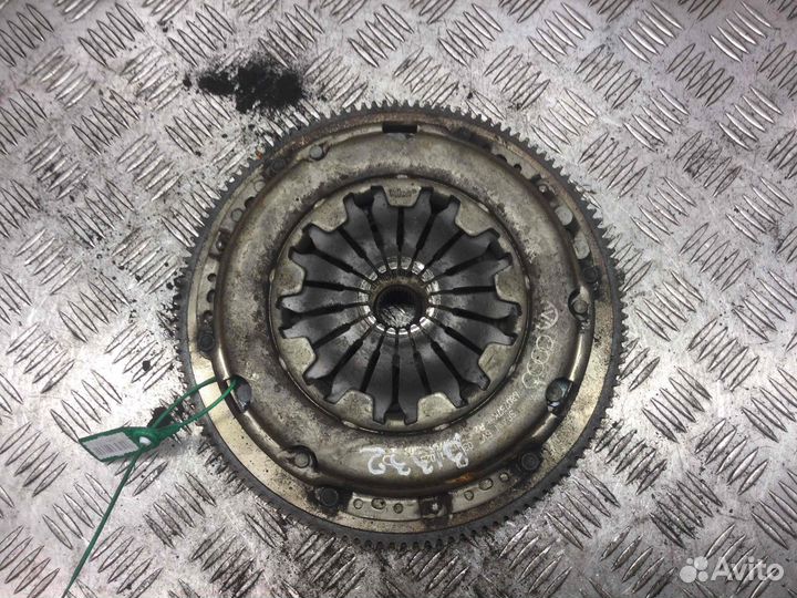 Маховик Volkswagen Polo 036141032; R030105271D BKY