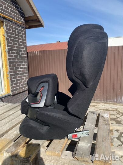 Детское автокресло cybex