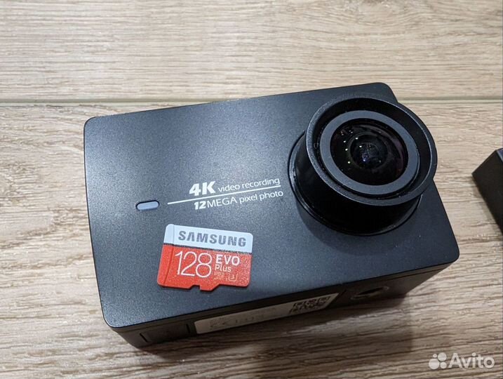 Экшн-камера Xiaomi Yi 4K Action Camera черная