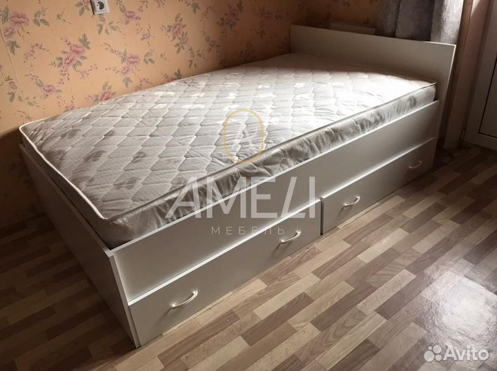 Кровать полуторка с ящиками