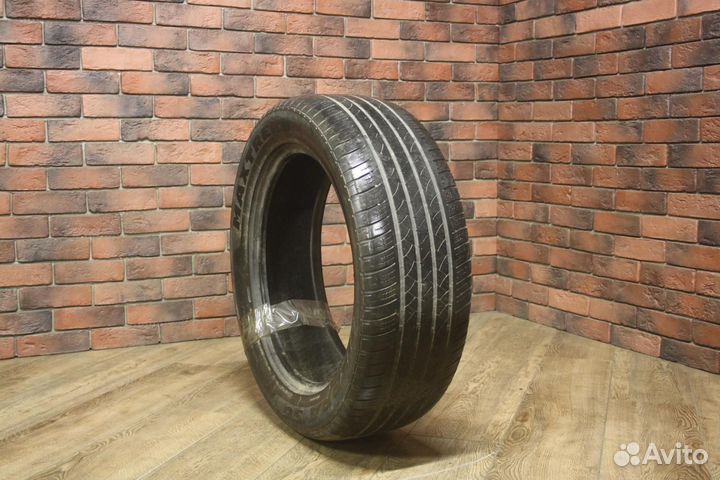 Maxtrek Sierra S6 235/55 R19