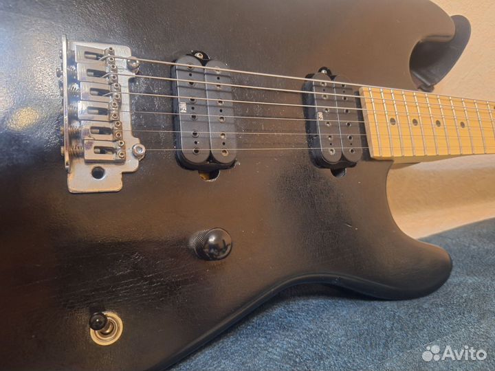 Электрогитара