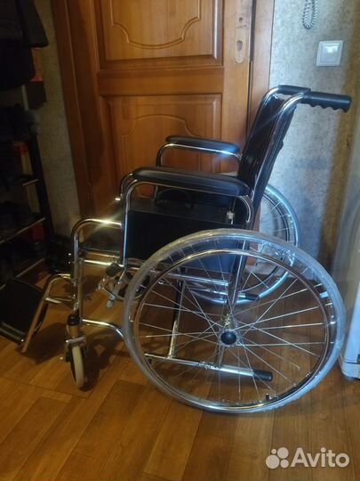 Инвалидное кресло. Кресло-коляска
