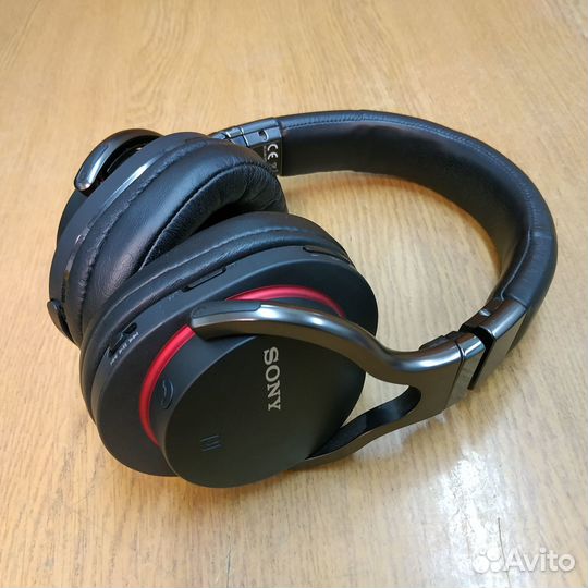 Полноразмерные наушники Sony MDR-RBT1 + bluetooth