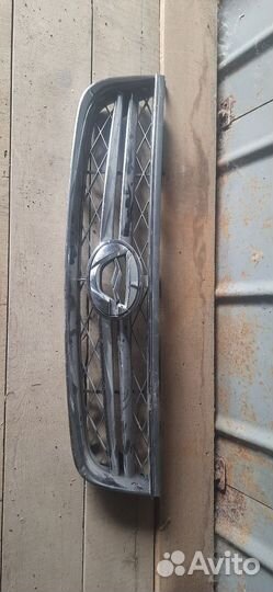 Решетка радиатора