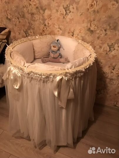 Юбка на детскую кроватку