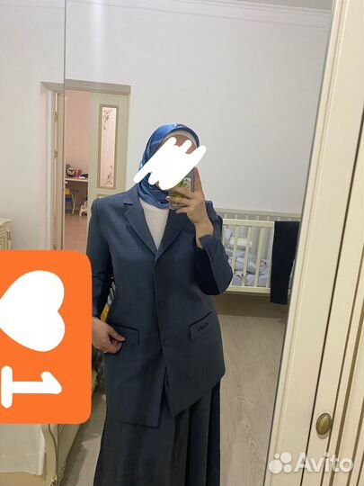 Костюм женский