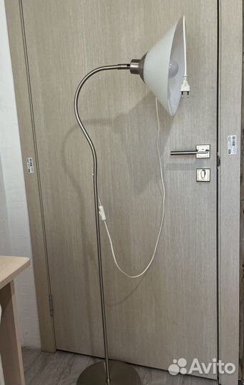 Лампа напольная торшер икеа kroby