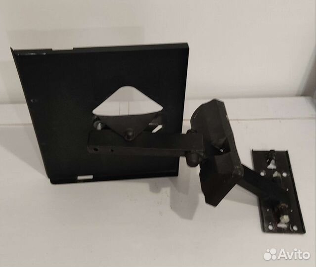Телевизор Sony Wega Trinitron + кронштейн