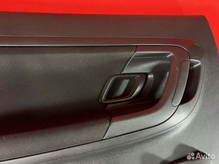 Обшивка двери задней левой Skoda Fabia 2 1.4 CGG