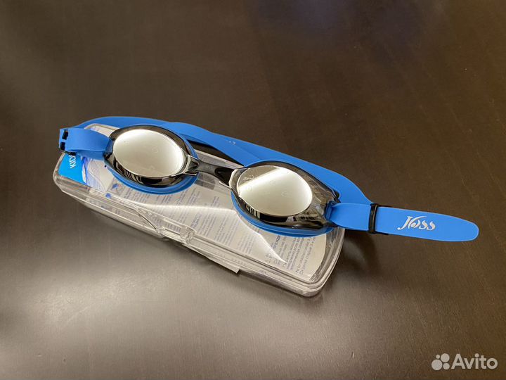 Плавки на 152 новые и б/у, очки, шапочки