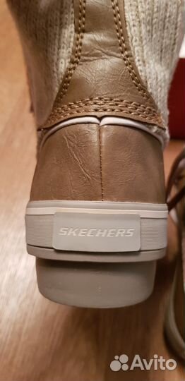 Продам новые классные ботинки Skechers