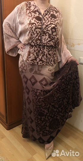 Костюм женский 48 Roberto Cavalli