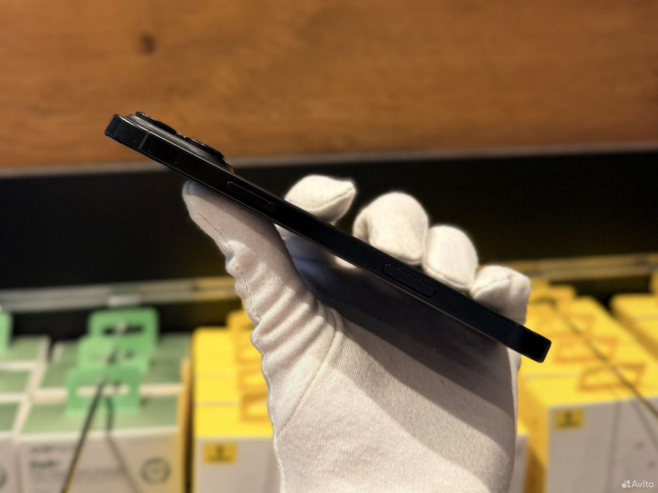 iPhone 16 Pro Max, 512 ГБ, SIM + eSIM