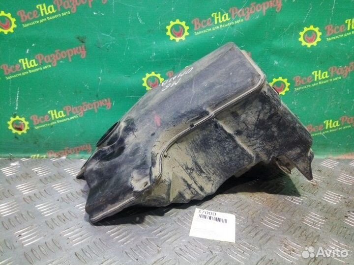 Бачок омывателя Mazda 6 GG 2.0 Л