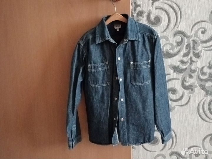 Джинсовая рубашка