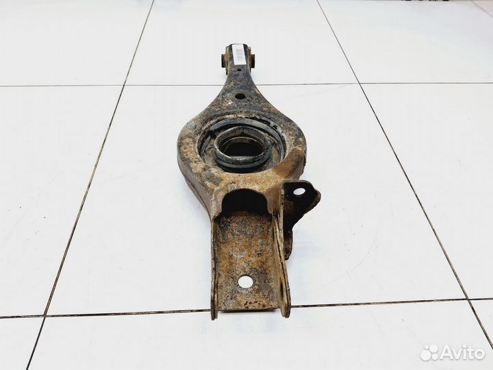 Рычаг задний поперечный левый Kia Sportage III (S