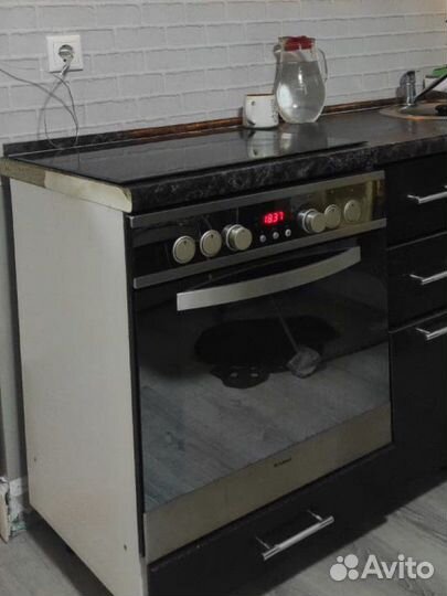 Духовой шкаф