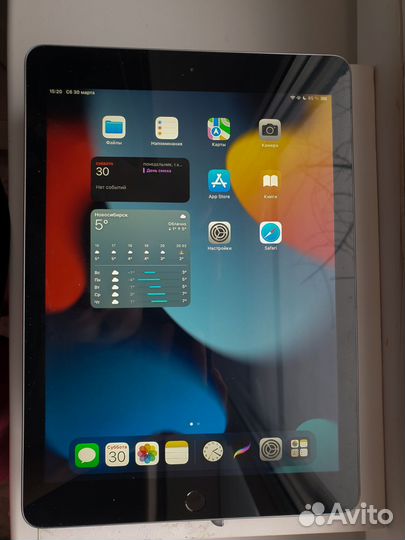 iPad 9,7 2018 6 поколения 32гб