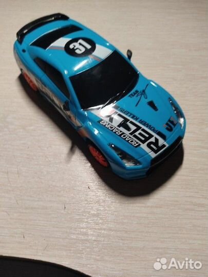 Игрушечная машинка Nissan GT-R