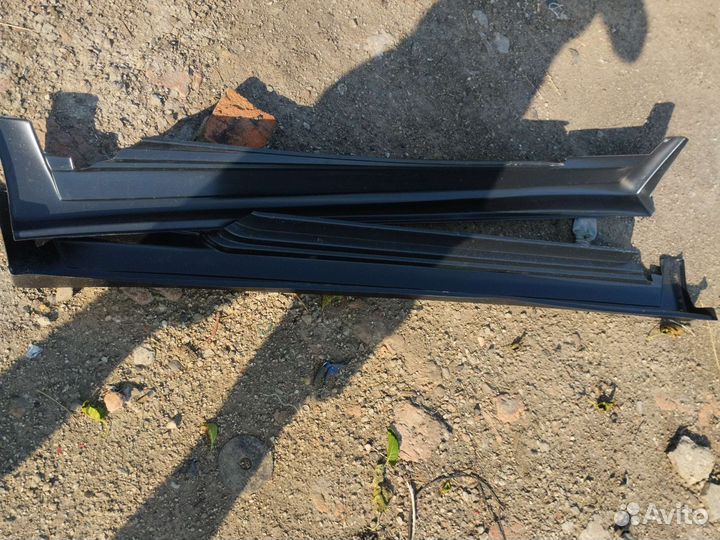 Накладки на пороги ока