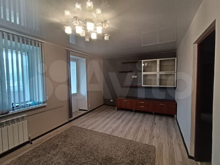 3-к. квартира, 89 м², 1/10 эт.