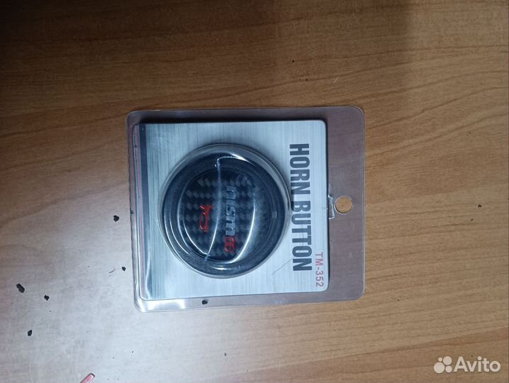 Кнопка сигнала nismo под карбон