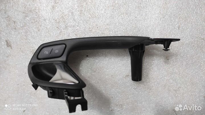 Ручка внутренняя передняя левая Volkswagen polo 5