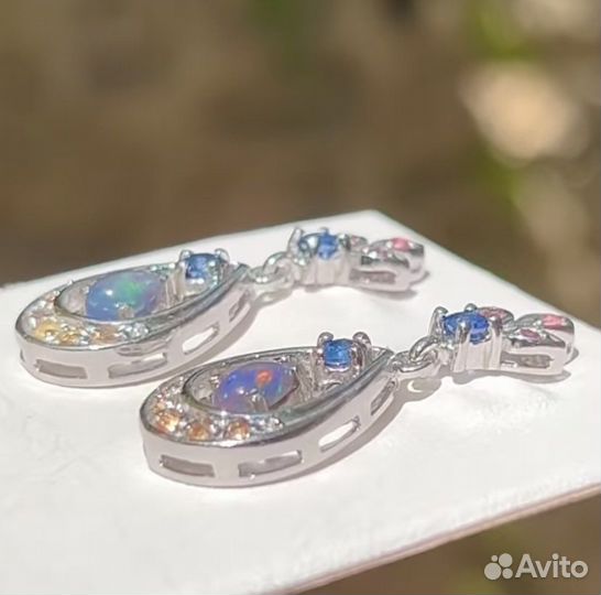 Серебряные серьги с черными опалами кианит сапфир