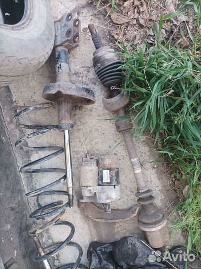 Запчасти б/у на Renault kangoo 2007-2008