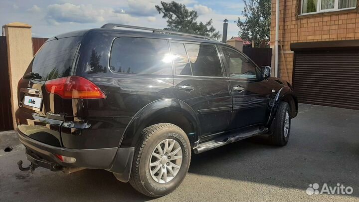 Mitsubishi Pajero Sport 2.5 AT, 2013, 240 000 км