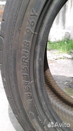 Dunlop Dignos D-01 245/45 R18