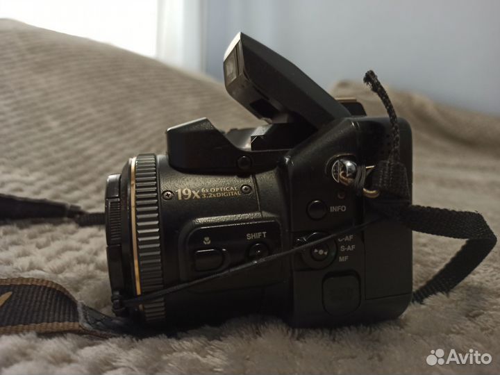 Цифровой фотоаппарат fujifilm s7000