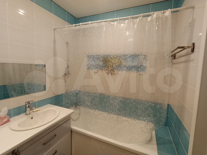 2-к. квартира, 42 м², 8/20 эт.