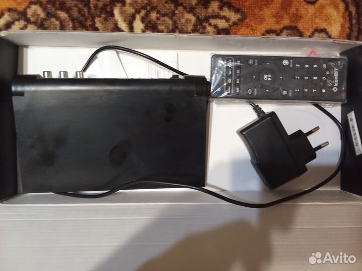 Приставка смарт-тв IconBit movie SMART 4k