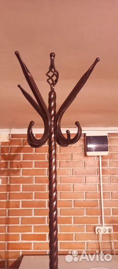 Продаю кованную вешалку ручной работы
