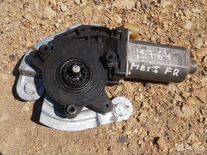 Мотор ст-ка Megan/Scenic 1 перед прав