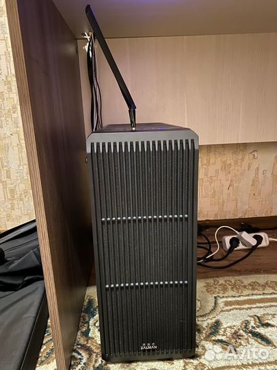 Игровой компьютер с девайсами