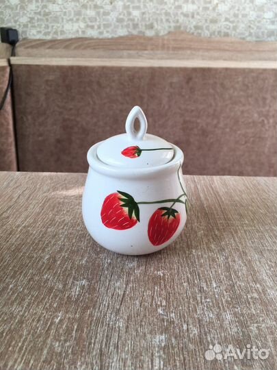 Сахарница и малочник